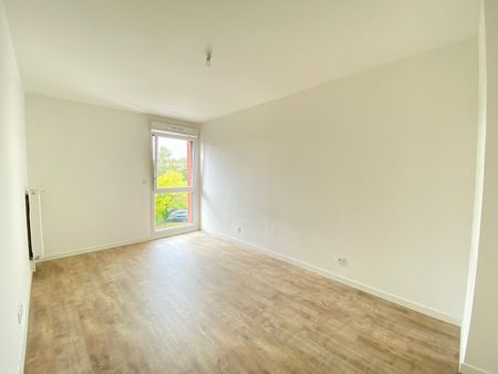 Appartement 5 pièces à Valenciennes - Photo 2