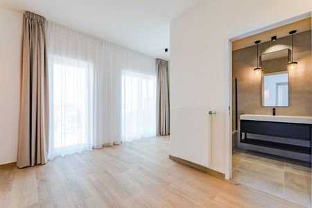 Appartement te huur - Foto 2