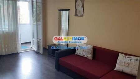 Inchiriere garsoniera decomandata cu balcon Jiului / Pajura - Fotografie 2