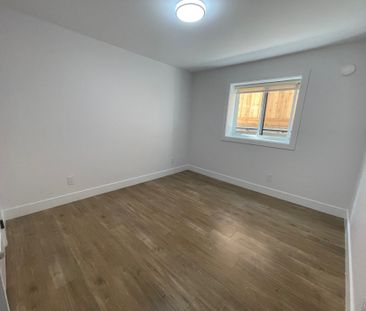 Brand New 2 Bedrooms Suite in White Rock - Photo 6