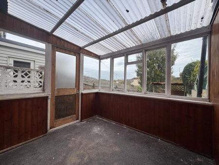 2 bedroom terraced house to rent - Photo 2