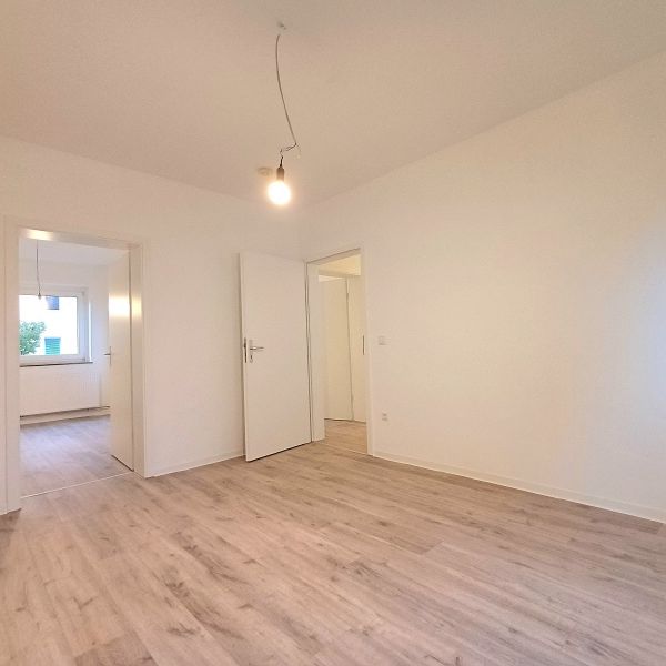 Kernsaniert! 3-Zimmer-Wohnung mit Balkon - Photo 1