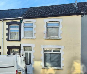 3 bedroom terraced house to rent - Photo 2