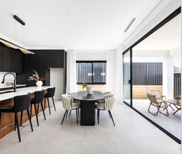Contemporary Family Living with Space to Entertain - Photo 5