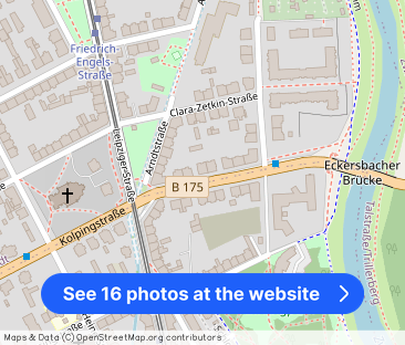 Schöne helle Erdgeschoss 2 Raum Wohnung mit Balkon und Einbauküche ... - Photo 1