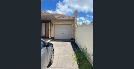 Boutique Living in Leafy Heathpool - Photo 3