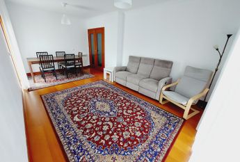 T2 for rent, next to the Glicínias Shopping Center, Aveiro.