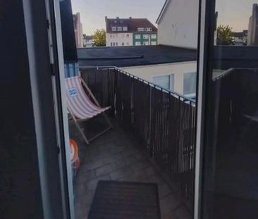 Zentrale Wohnung mitten in der Neustadt - Photo 1