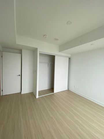 For Lease - 8 Wellesley Street Unit# 5708, Toronto, Ontario - Photo 3