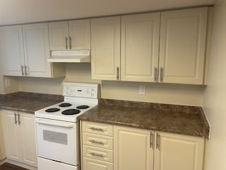 For Lease - 1056 Queens Avenue Unit# 504, Oakville, Ontario - Photo 5