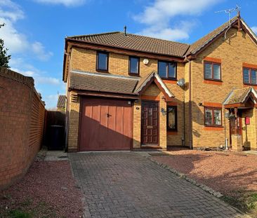 3 bedroom semi-detached house to rent - Photo 2