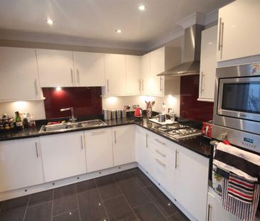 South Glamorgan, 8 Waungron Road, CF5 2JJ, Cardiff - Photo 5