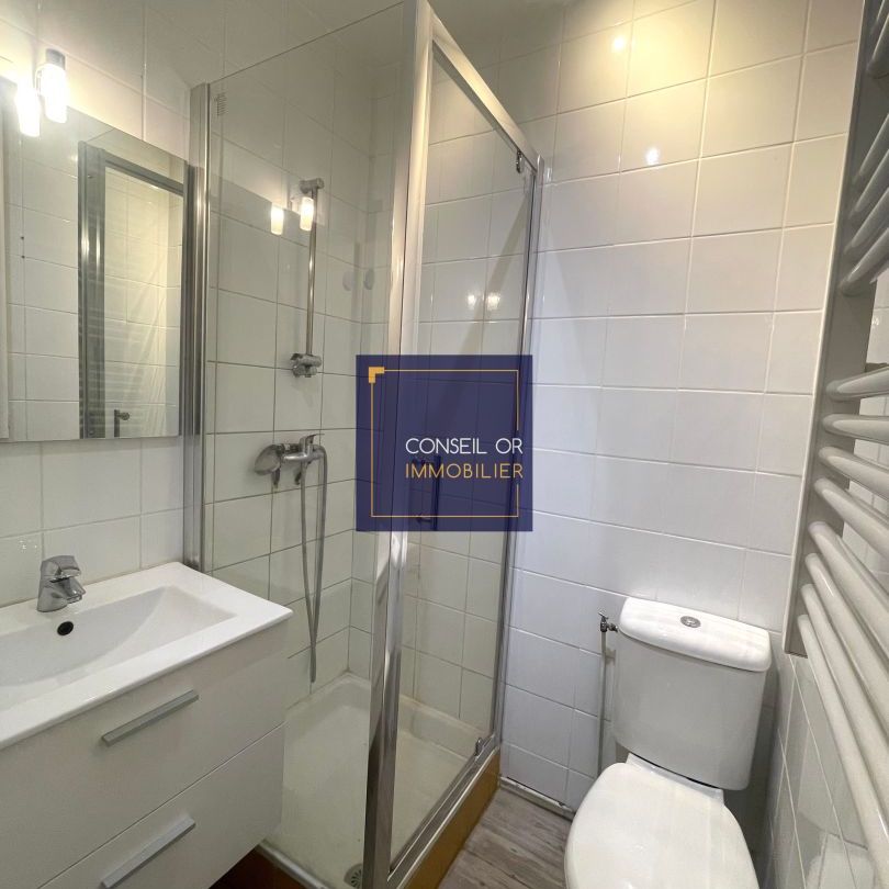 Appartement T2 - OULLINS, - Photo 1