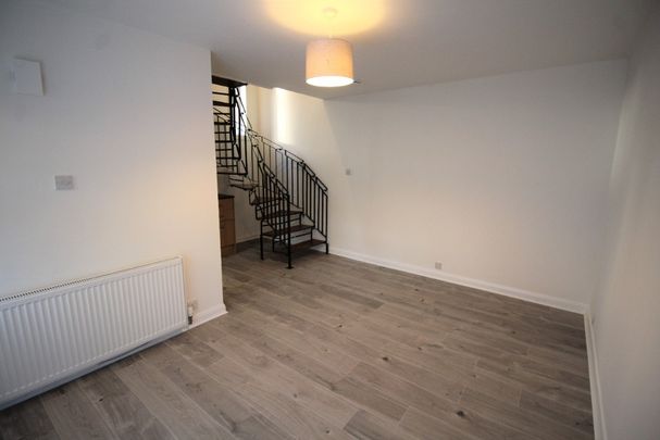 1 Bed End Terrace, Langlea Avenue, G72 - Photo 1