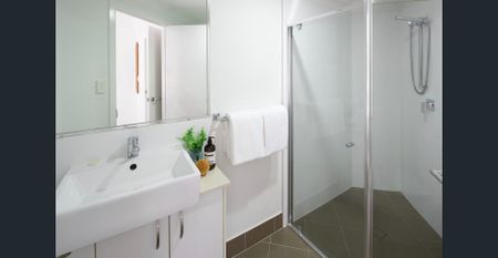 Generous Courtyard Apartment in a Prime Everton Park Location - Photo 4