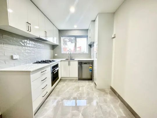 1/252 Union Road,Balwyn,Victoria 3103, Melbourne - Photo 1