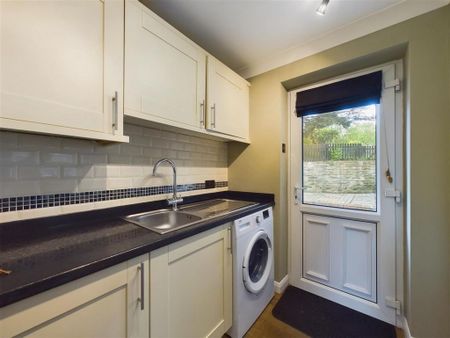 4 bedroom house to rent - Photo 2