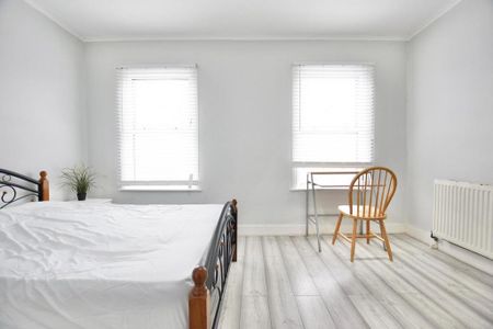 1 bedroom house of multiple occupation to rent - Photo 4