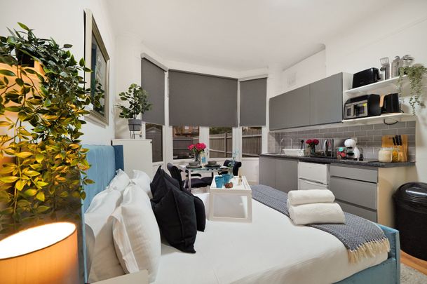 Studio Flat, Lowlands Road, HA1 - Photo 1