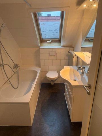 Sehr schöne 4 Zimmer DG Wohnung Rosdorf - Mengershausen - Photo 2