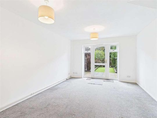 Wordsworth Mead, Redhill, Surrey, RH1 - Photo 1