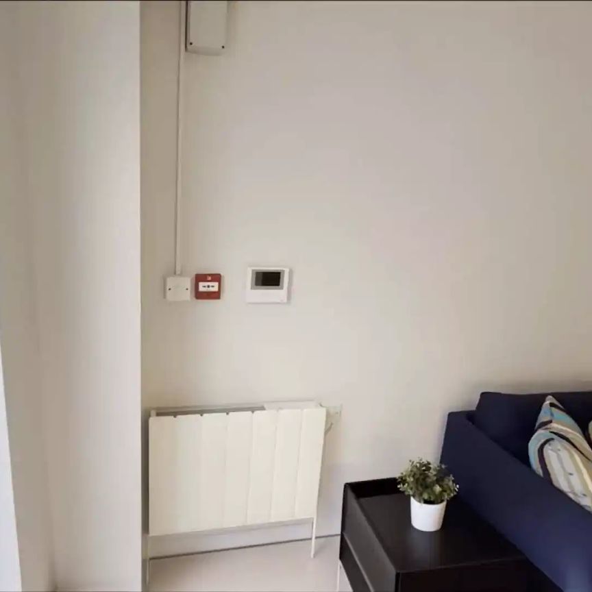 Premium Apartment With Garden Terrace - Photo 1