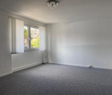 2 bedroom maisonette to rent - Photo 5