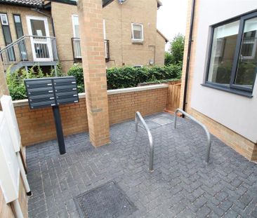 1 bedroom flat to rent - Photo 6