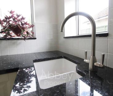 2 bedroom property to rent - Photo 3