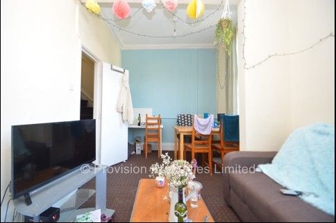 Student Accommodation Leeds - Photo 1