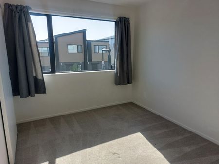 Townhouse 2 bedroom - Photo 4