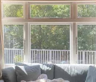 Location, Comfort and Sun - Photo 1
