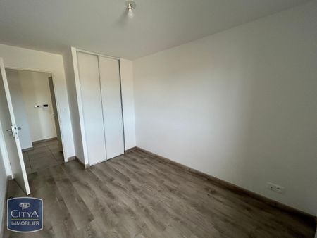 Location Appartement 3 pièces 68m² STE LUCE SUR LOIRE 44980 - Photo 2