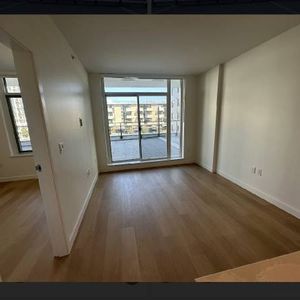 Brand new 1 bedroom at The Nest - huge patio - Photo 2