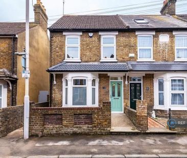 1 bedroom in a house share to rent - Photo 2