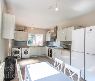 1 bedroom in a house share to rent - Photo 6