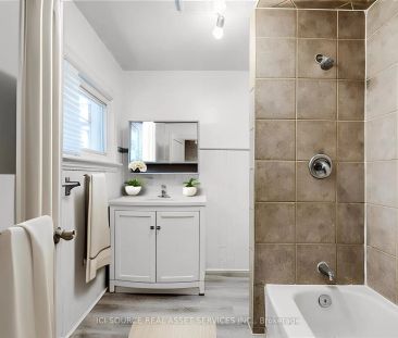 16 Eastbourne Avenue #Upper - Photo 5