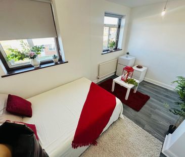 Property to rent - Photo 5