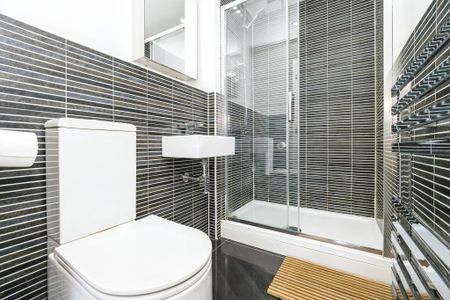 2 Bed Flat, Gabrielle House, IG2 - Photo 4