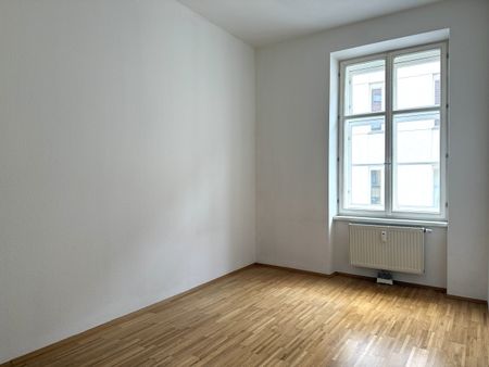 GROSSZÜGIGE 2-ZIMMERWOHNUNG NÄHE VOLKSTHEATER! Döblergasse 1/22 - Photo 2