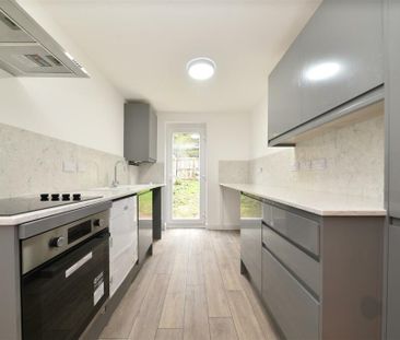 1 bedroom house of multiple occupation to rent - Photo 3