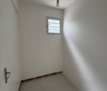 T3 1er étage rénové avec terrasse à Fond Lada - Fort de France - Photo 6