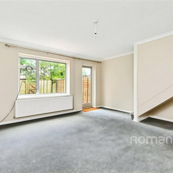 3 bedroom terraced house to rent - Photo 1