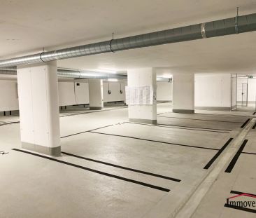 TOPLAGE: 5. Etage - Straßenseitige, moderne 2-Zimmerwohnung mit Log... - Photo 4