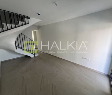 Διατίθεται προς ενοικίαση μεζονέτα συνολικής επιφάνειας περίπου 87τ... - Photo 1