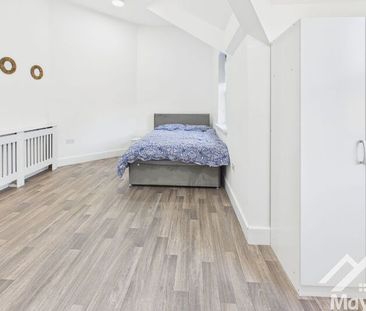 Oakfield House, Preston New Road, Blackburn. BB2 6AY - Photo 5