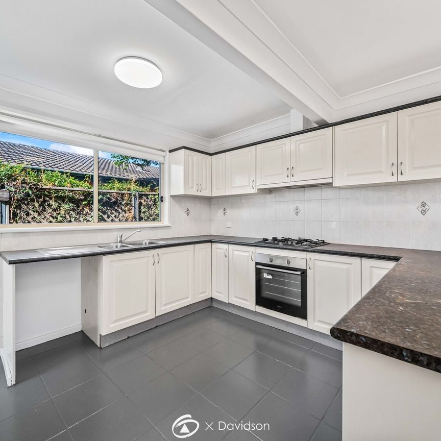 Well-Appointed 4-Bed Home Close to Shops, Schools & Transport - Photo 1