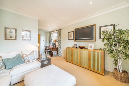 Mount Street, Mayfair, W1K - Photo 3