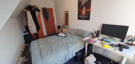 4 bedroom flat to rent - Photo 4