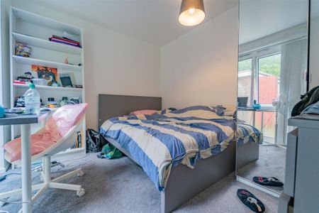 27 Rebecca Drive - Photo 2